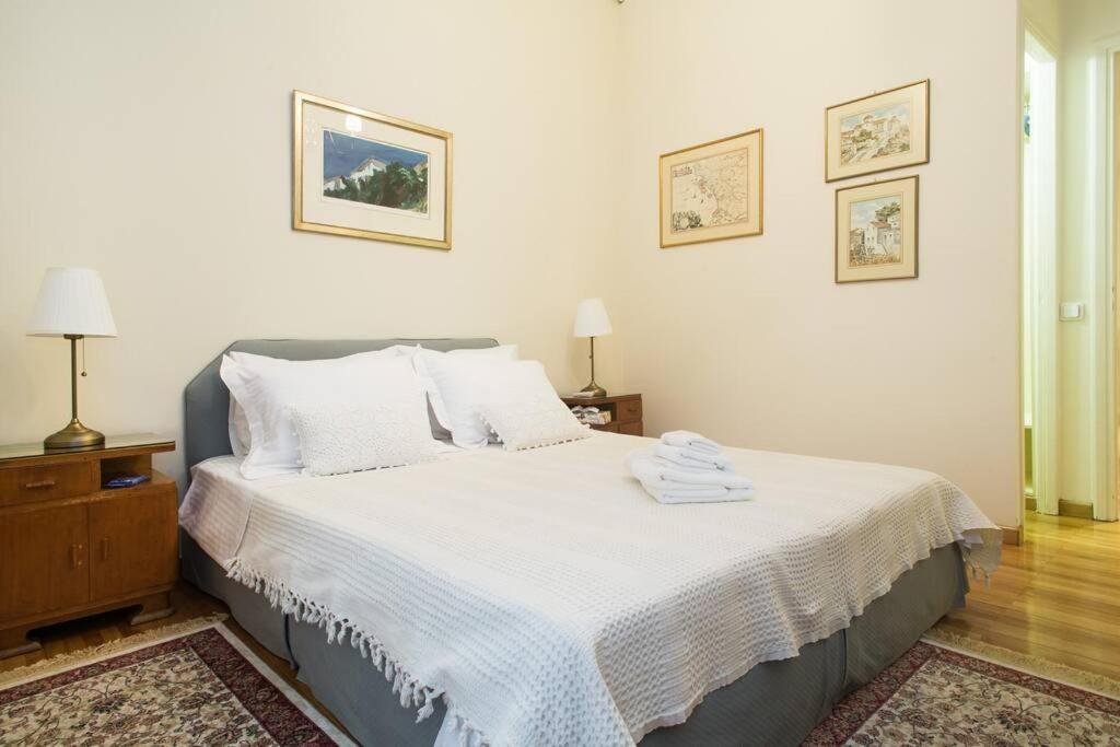 Top-Rated 1-Bedroom Apartment In The Heart Of Athens Luaran gambar