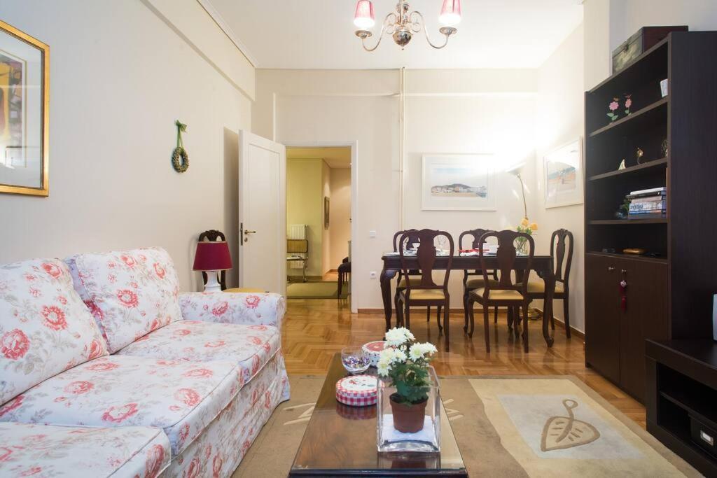 Top-Rated 1-Bedroom Apartment In The Heart Of Athens Luaran gambar